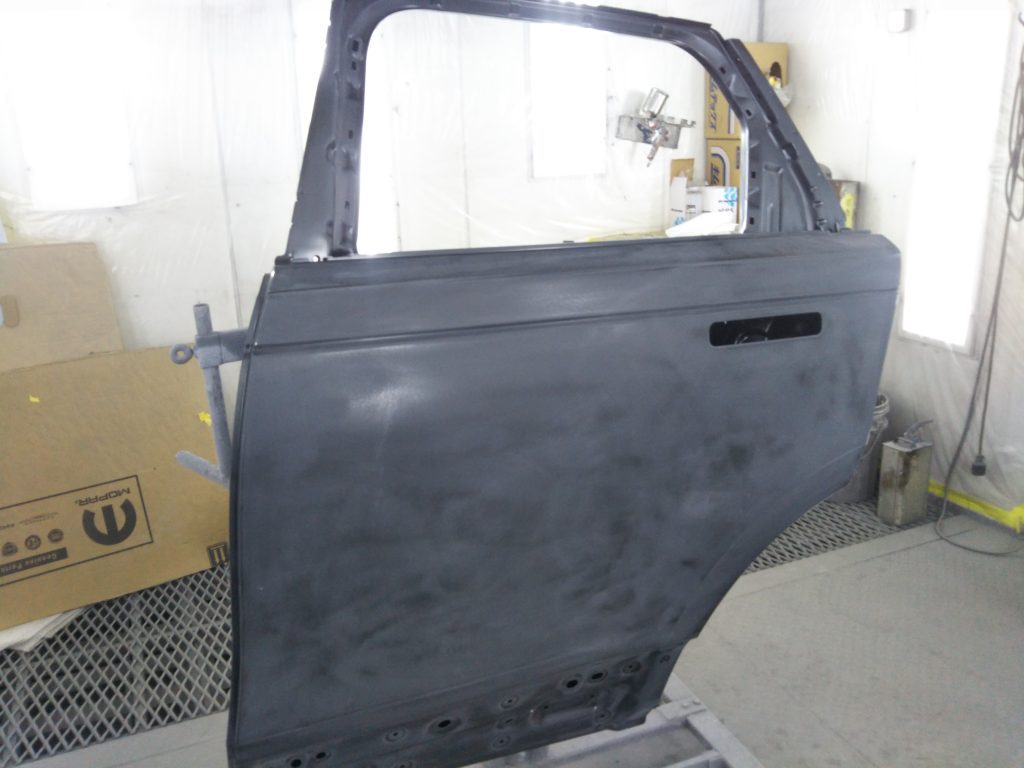 ランドローバー、ベラール、フロントドア、リアドア、クォーターパネル、キズ、凹み、修理、交換、塗装、