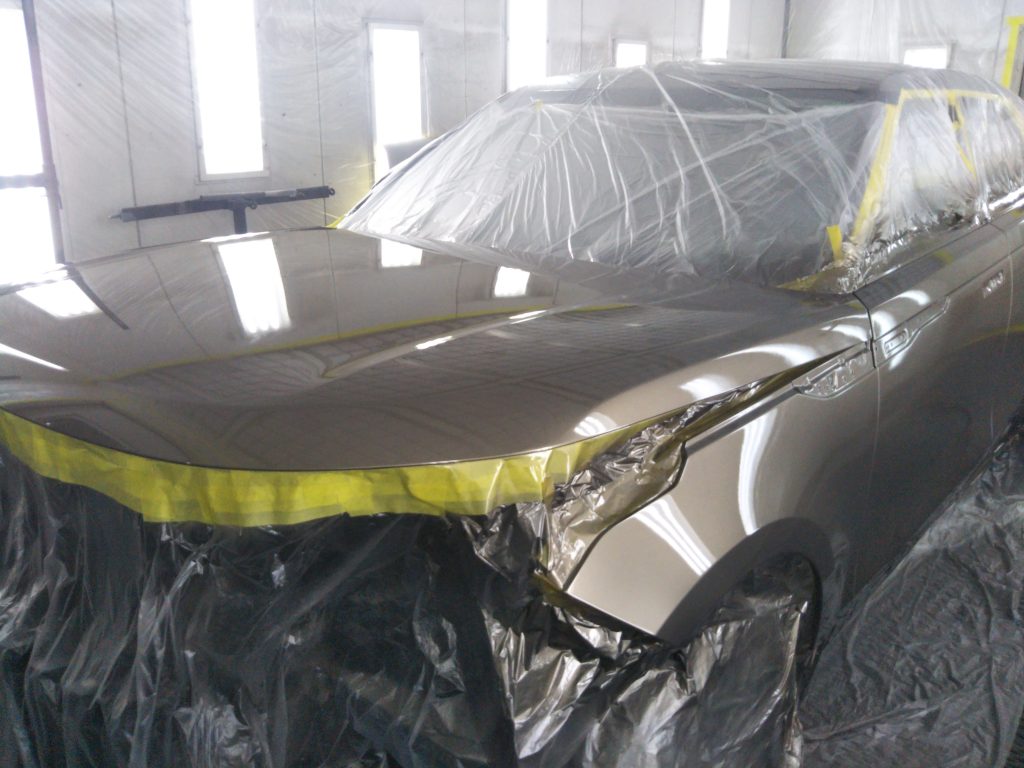 ランドローバー、ベラール、フロントドア、リアドア、クォーターパネル、キズ、凹み、修理、交換、塗装、