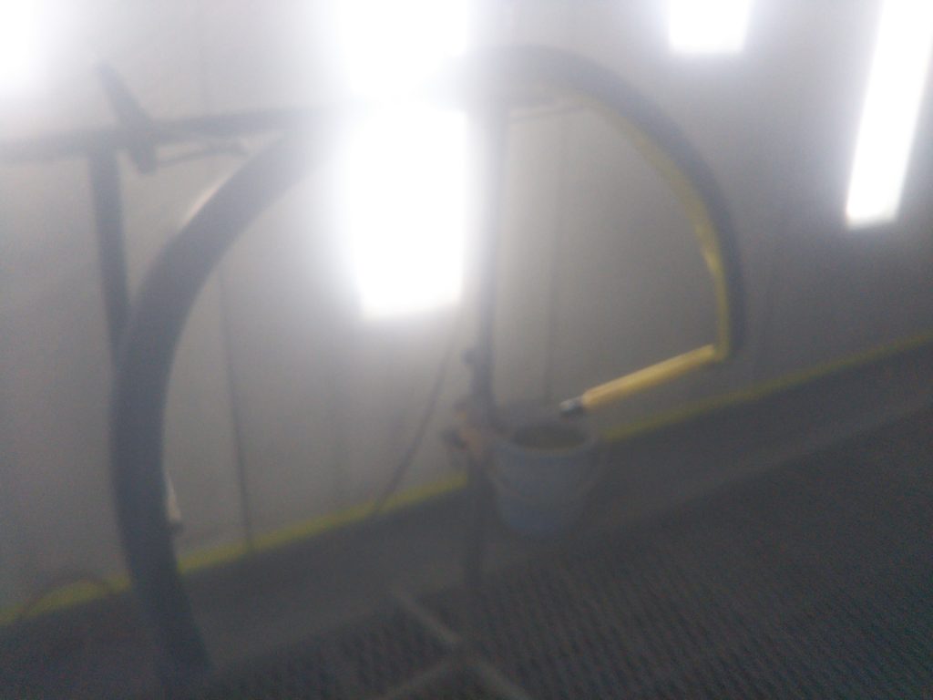 BMW、X3、G01、リアドア、クォーターパネル、アーチモール、キズ、凹み、修理、交換、塗装、