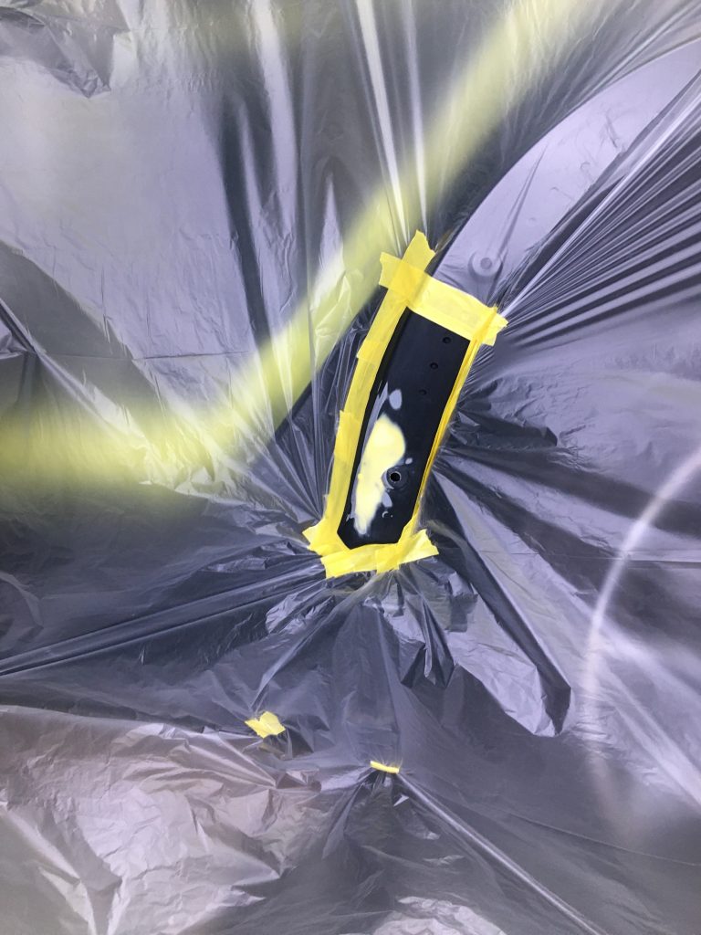 BMW、X3、G01、リアドア、クォーターパネル、アーチモール、キズ、凹み、修理、交換、塗装、