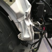 フォルクスワーゲン、T6、フロントバンパー、フロントフェンダー、フロントサポート、ヘッドライト、キズ、凹み、交換、塗装、