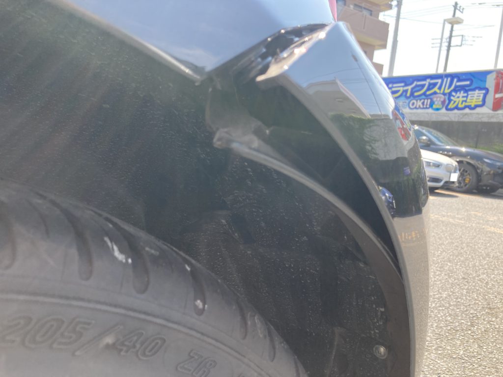 フィアット、アバルト695、クォーターパネル、リアバンパー、アルミホイール、キズ、変形、修理、交換、塗装、