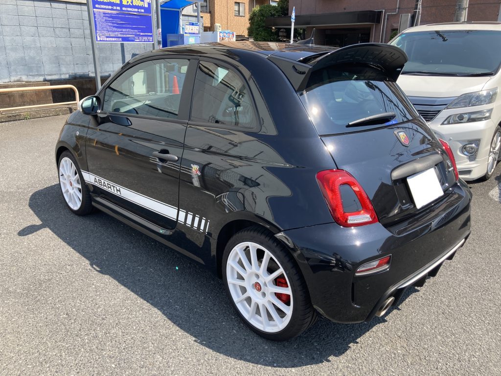 フィアット、アバルト695、クォーターパネル、リアバンパー、アルミホイール、キズ、変形、修理、交換、塗装、