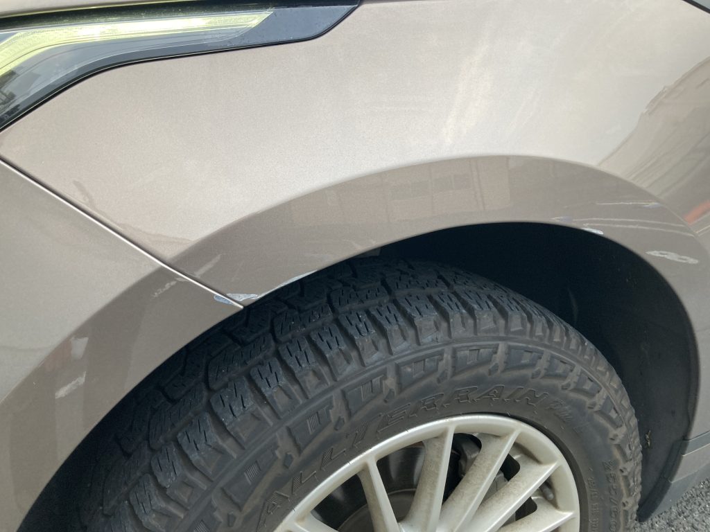 ランドローバー、ベラール、フロントドア、リアドア、クォーターパネル、キズ、凹み、修理、交換、塗装、