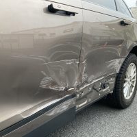 ランドローバー、ベラール、フロントドア、リアドア、クォーターパネル、キズ、凹み、修理、交換、塗装、