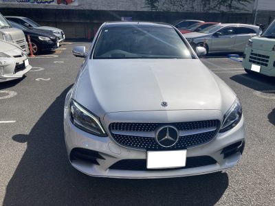 メルセデスベンツ、W205、Cクラス、リアドア、クォーターパネル、キズ、凹み、修理、塗装、アルミパネル、