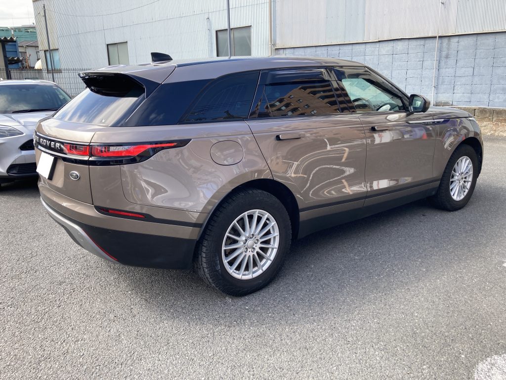 ランドローバー、ヴェラール、フロントドア、リアドア、クォーターパネル、キズ、凹み、修理、交換、塗装、