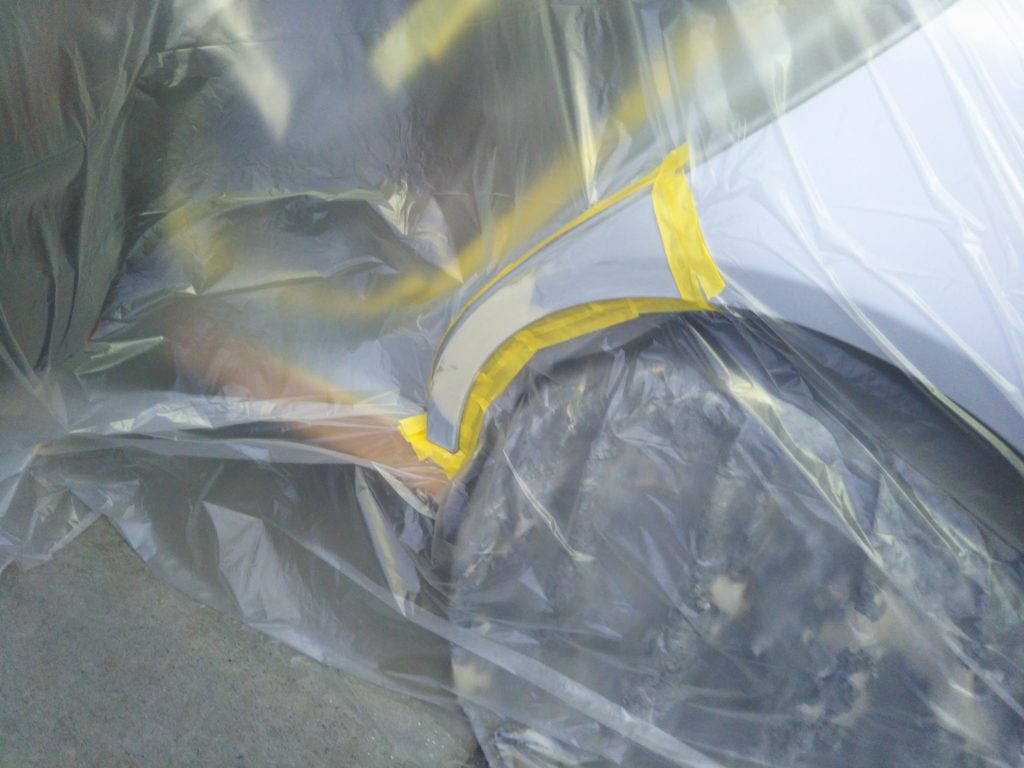 メルセデスベンツ、W205、Cクラス、リアドア、クォーターパネル、キズ、凹み、修理、塗装、アルミパネル、