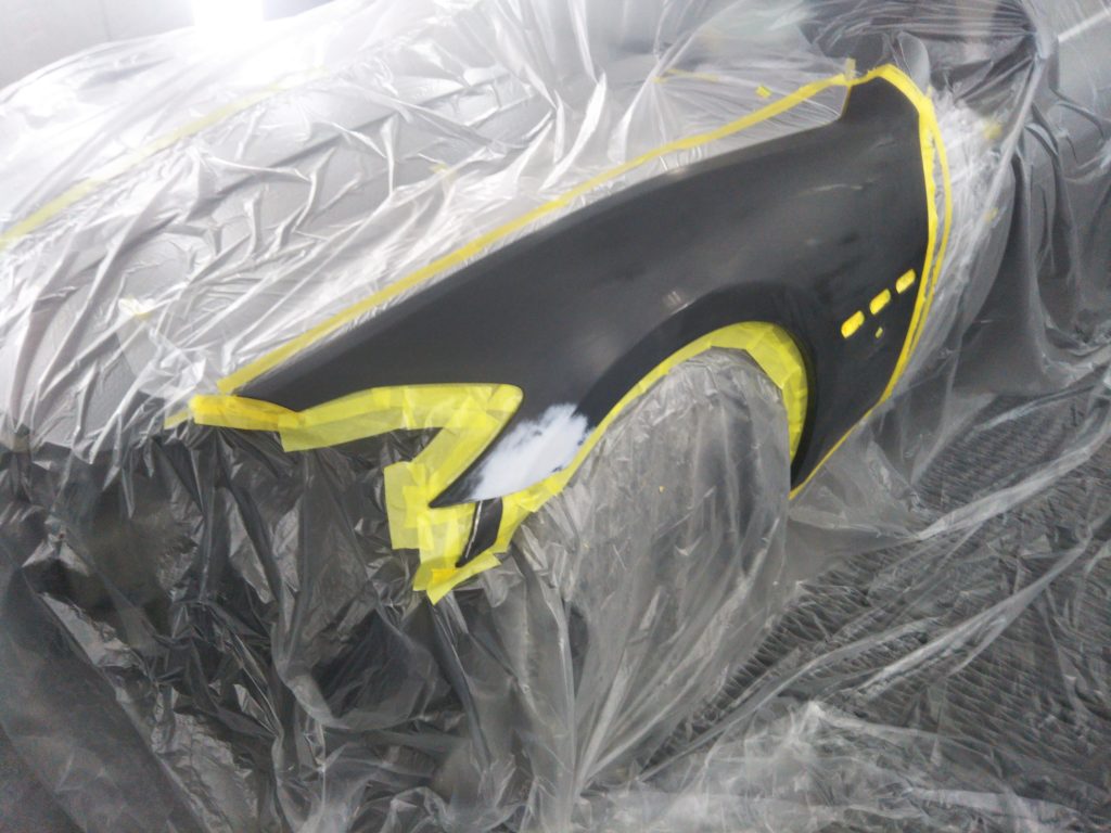 マセラティ、グランカブリオ、フロントバンパー、フロントフェンダー、キズ、凹み、変形、修理、塗装、