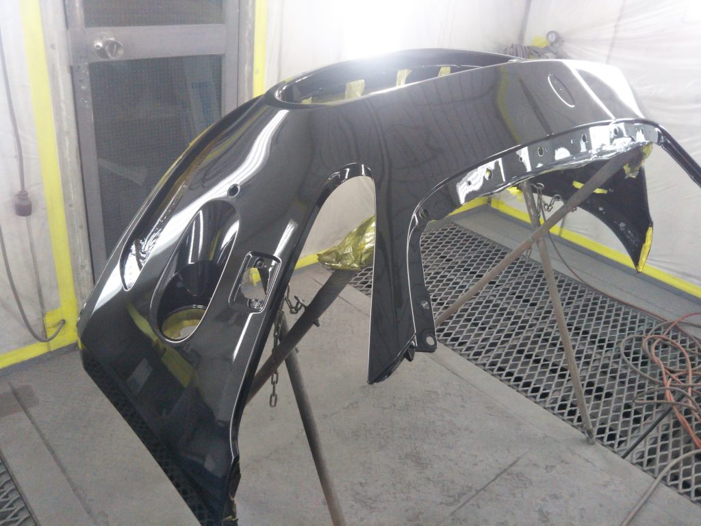 マセラティ、グランカブリオ、フロントバンパー、フロントフェンダー、キズ、凹み、変形、修理、塗装、