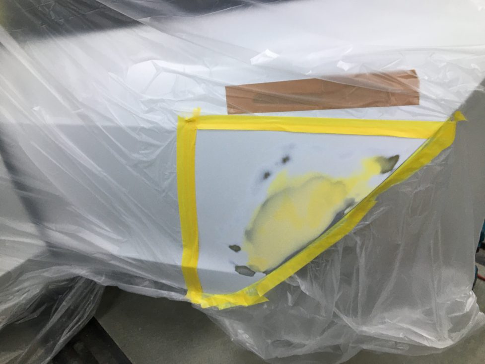 テスラ、モデル3、リアドア、クォーターパネル、キズ、凹み、修理、塗装、