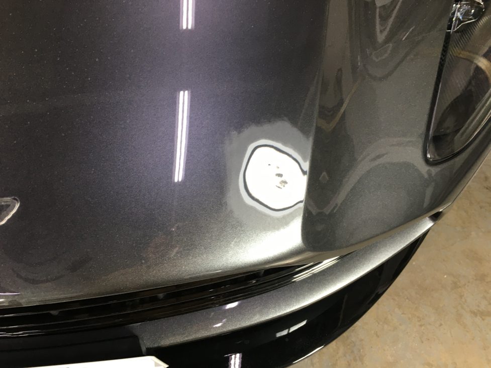 アストンマーチン、フード、凹み、修理、塗装、アルミパネル、