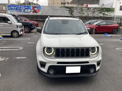 ジープ、レネゲード、リアドア、クォーターパネル、リアバンパー、キズ、凹み、修理、交換、塗装、