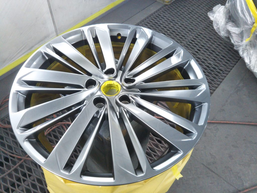 ベントレー、アルミホイール、修正、塗装、