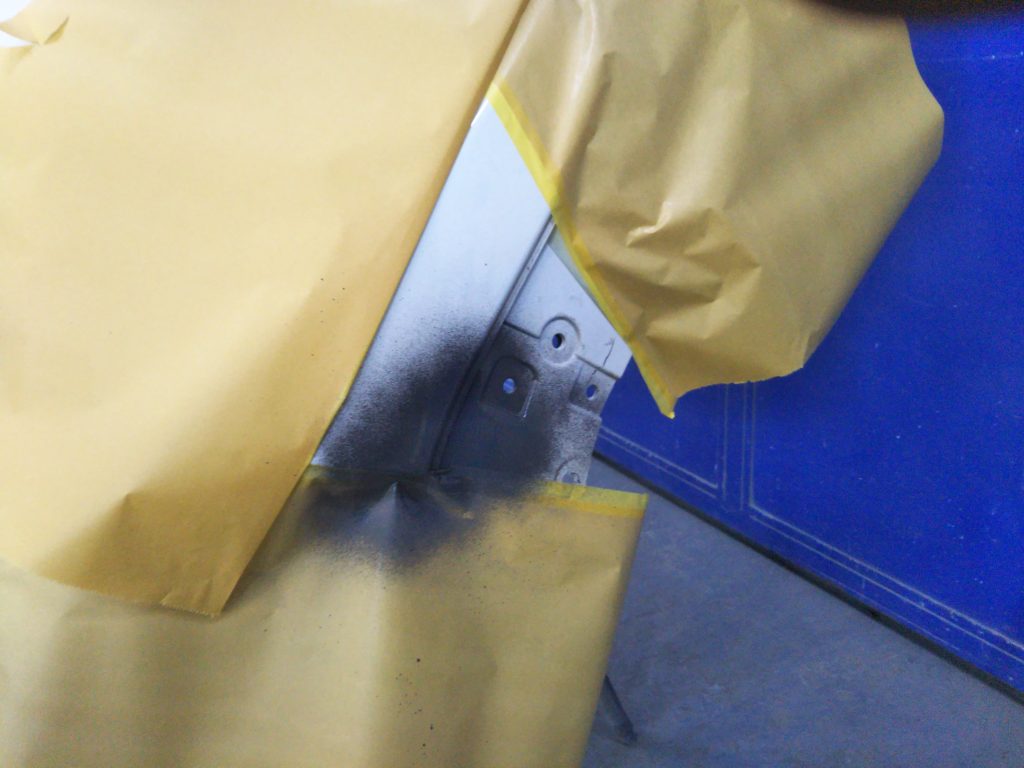 ジープ、レネゲード、リアドア、クォーターパネル、リアバンパー、キズ、凹み、修理、交換、塗装、