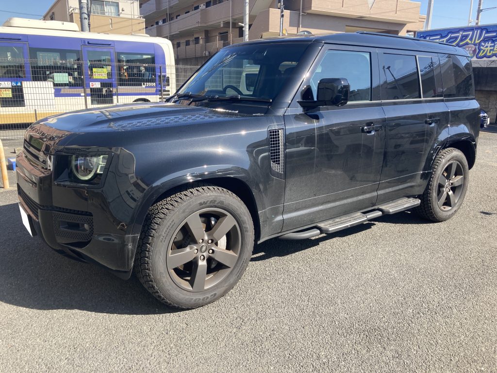 ランドローバー、ディフェンダー、リアドア、ホイール、キズ、凹み、修理、塗装、