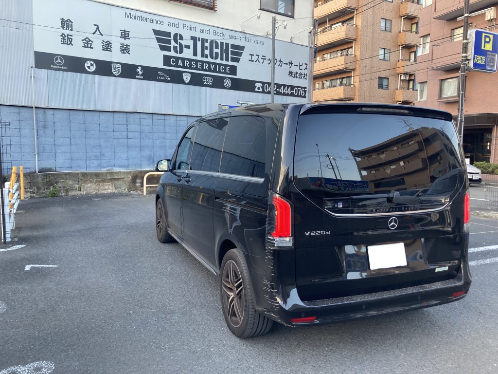 メルセデスベンツ、ベンツV、W447、クォーターパネル、リアバンパー、テールランプ、キズ、変形、割れ、修理、交換、塗装、