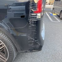 メルセデスベンツ、ベンツV、W447、クォーターパネル、リアバンパー、テールランプ、キズ、変形、割れ、修理、交換、塗装、