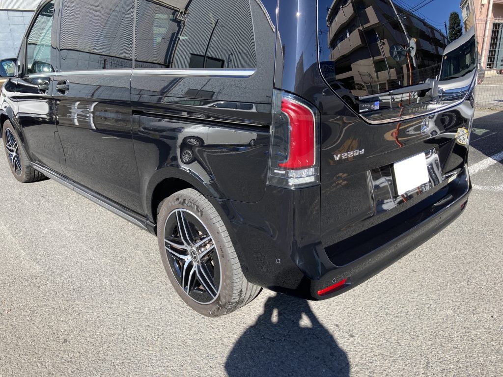 メルセデスベンツ、ベンツV、W447、クォーターパネル、リアバンパー、テールランプ、キズ、変形、割れ、修理、交換、塗装、