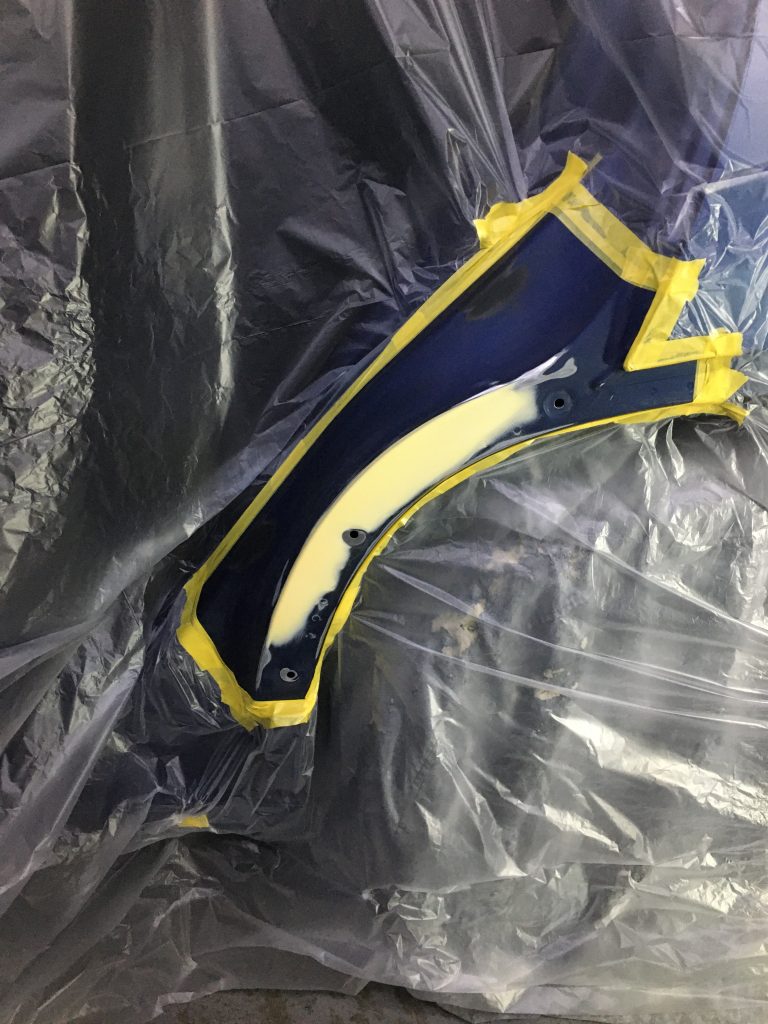 BMW、X3、G01、リアドア、クォーターパネル、アーチモール、キズ、凹み、交換、修理、塗装、