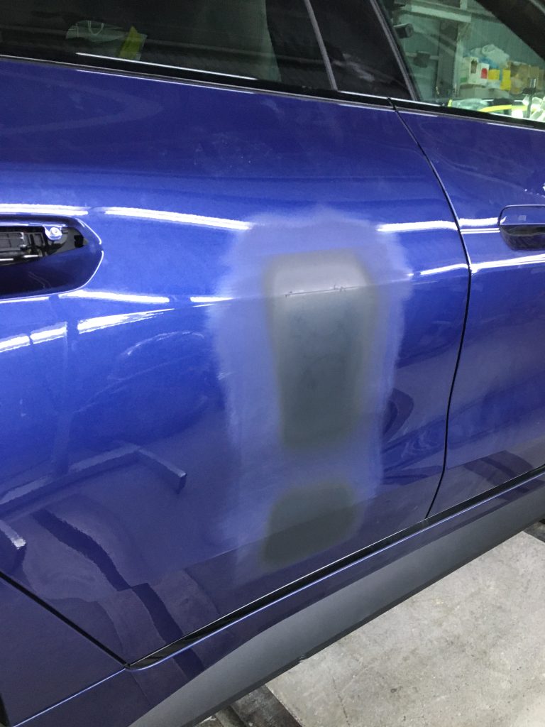 アルピナ、B4、リアドア、デコライン、キズ、修理、交換、