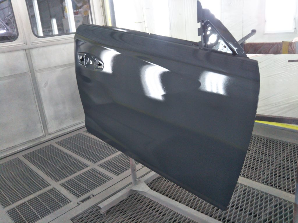 プジョー508、フロントドア、リアドア、クォーターパネル、キズ、凹み、修理、交換、塗装、