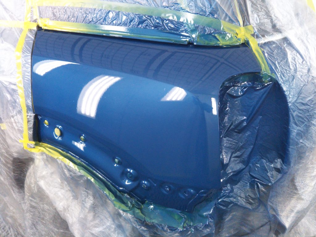 ミニ、クロスオーバー、クォーターパネル、リアバンパー、キズ、凹み、修理、塗装、