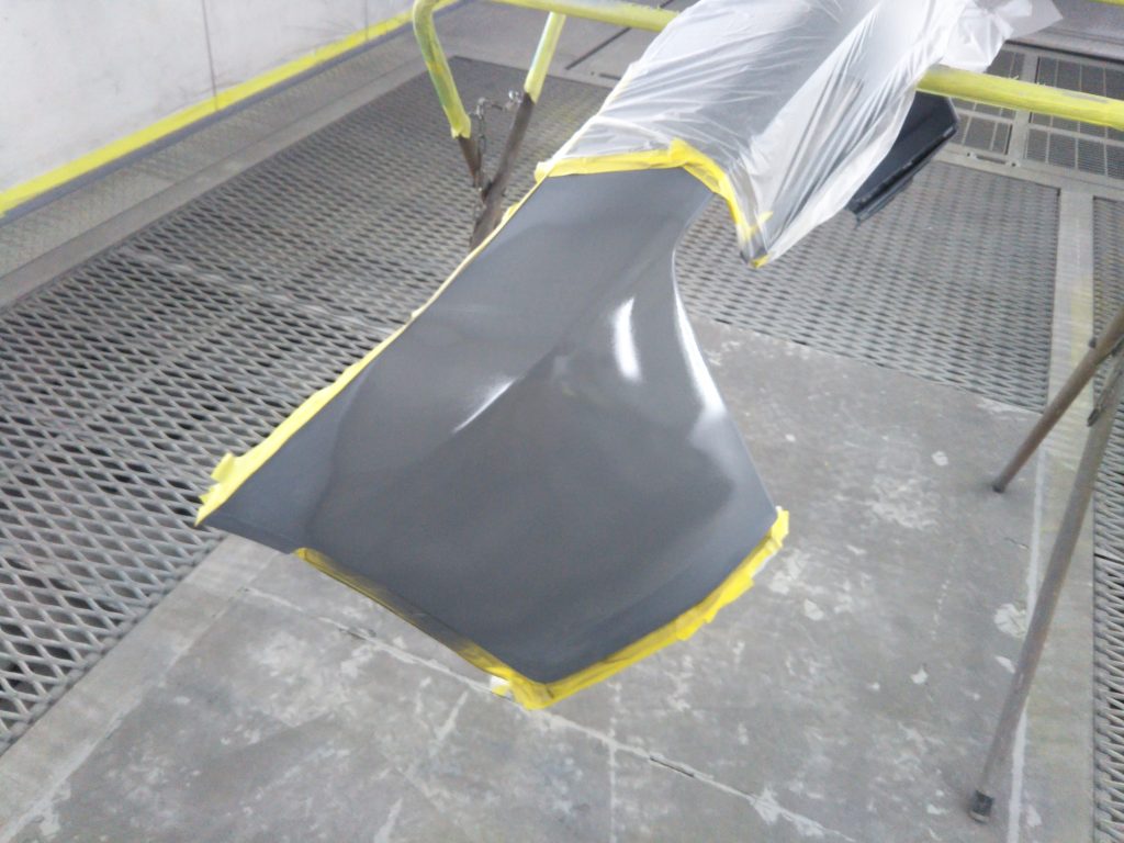 ポルシェ、992、GT3、フロントバンパー、キズ、凹み、修理、塗装、