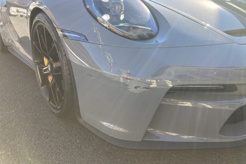ポルシェ、992、GT3、フロントバンパー、キズ、凹み、修理、塗装、