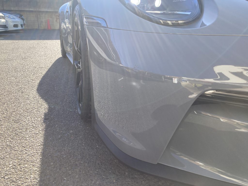 ポルシェ、992、GT3、フロントバンパー、キズ、凹み、修理、塗装、