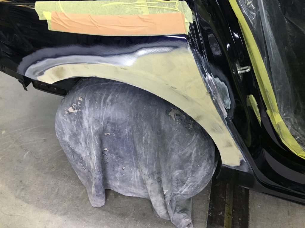 プジョー508、フロントドア、リアドア、クォーターパネル、キズ、凹み、修理、交換、塗装、