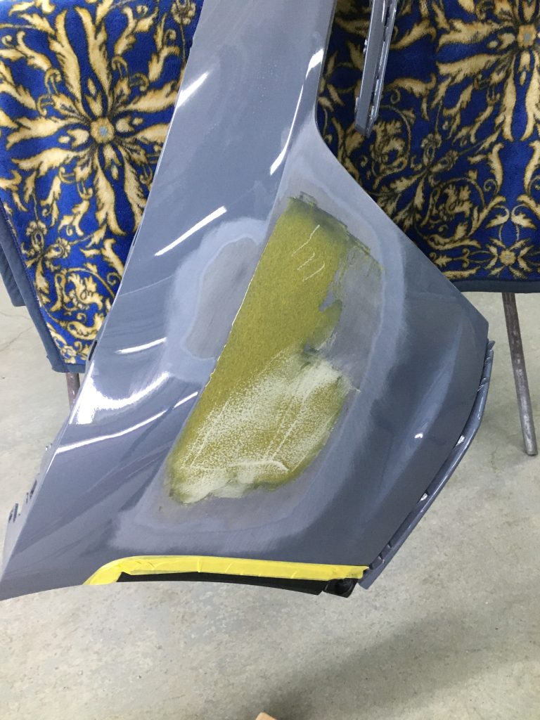 ポルシェ、992、GT3、フロントバンパー、キズ、凹み、修理、塗装、