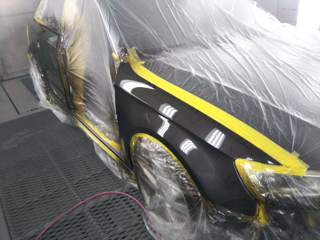 アウディ、S3、フロントバンパー、フロントフェンダー、フロントドア、リアドア、クォーターパネル、ロッカーカバー、キズ、凹み、割れ、修理、交換、塗装、