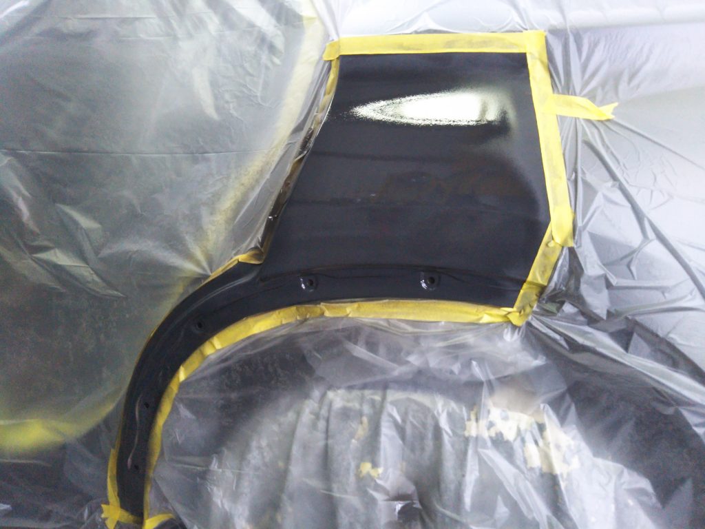 BMW、X1、リアドア、クォーターパネル、リアアーチモール、キズ、凹み、修理、交換、塗装、