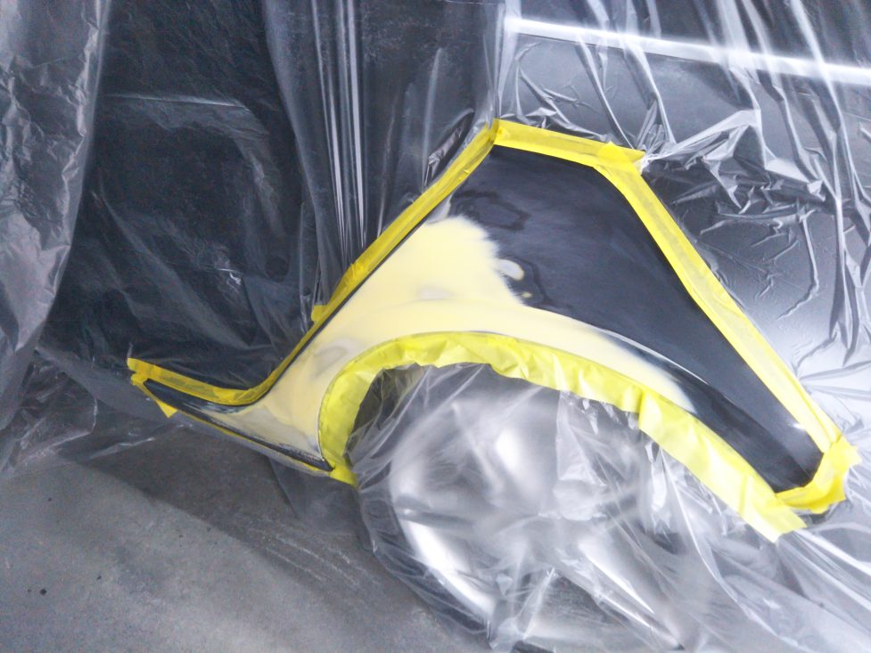 アウディ、A4、リアドア、クォーターパネル、キズ、凹み、修理、交換、塗装、