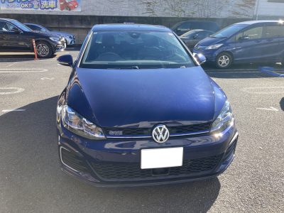 フォルクスワーゲン、ゴルフ、フロントバンパー、クォーターパネル、リアバンパー、アルミホイール、キズ、凹み、修理、交換、塗装、