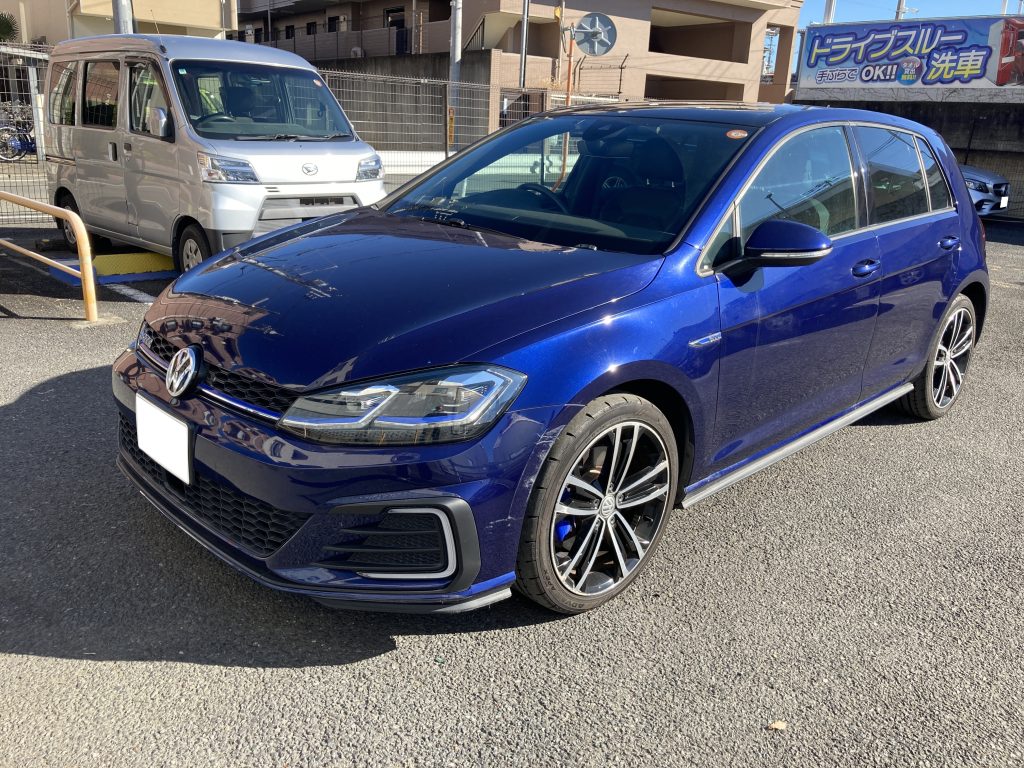 フォルクスワーゲン、ゴルフ、フロントバンパー、クォーターパネル、リアバンパー、アルミホイール、キズ、凹み、修理、交換、塗装、