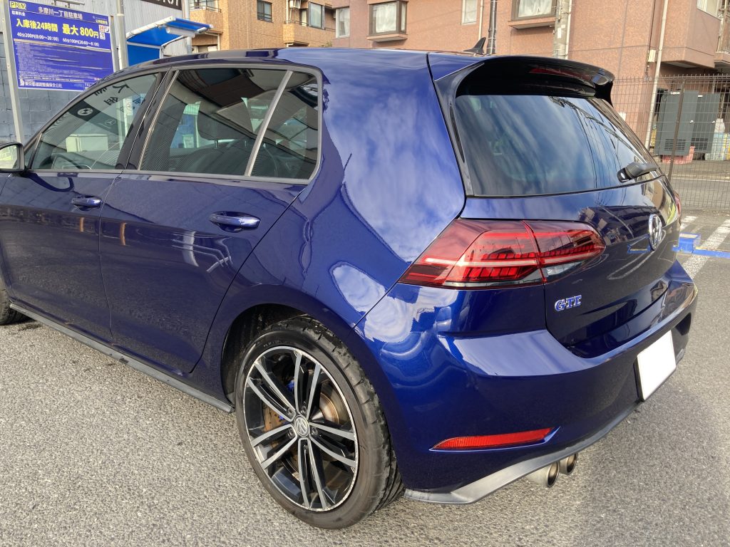 フォルクスワーゲン、ゴルフ、フロントバンパー、クォーターパネル、リアバンパー、アルミホイール、キズ、凹み、修理、交換、塗装、