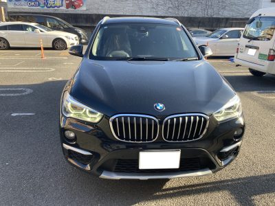 BMW、X1、リアドア、クォーターパネル、リアアーチモール、キズ、凹み、修理、交換、塗装、
