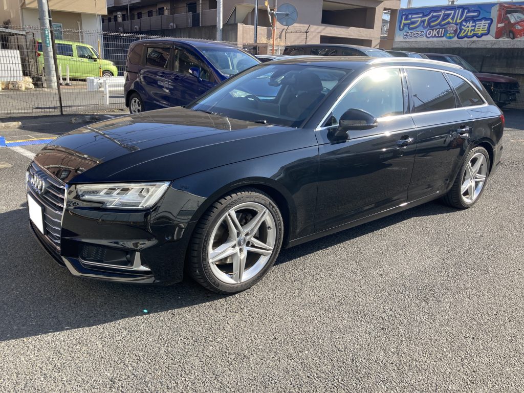 アウディ、A4、リアドア、クォーターパネル、キズ、凹み、修理、交換、塗装、