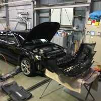 アウディ、S3、フロントバンパー、フロントフェンダー、フロントドア、リアドア、クォーターパネル、ロッカーカバー、キズ、凹み、割れ、修理、交換、塗装、