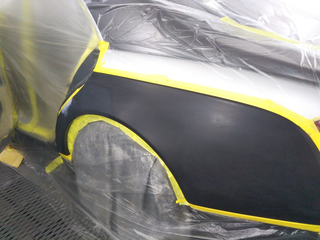 メルセデスベンツ、マイバッハ、Sクラス、リアドア、クォーターパネル、キズ、凹み、修理、塗装、