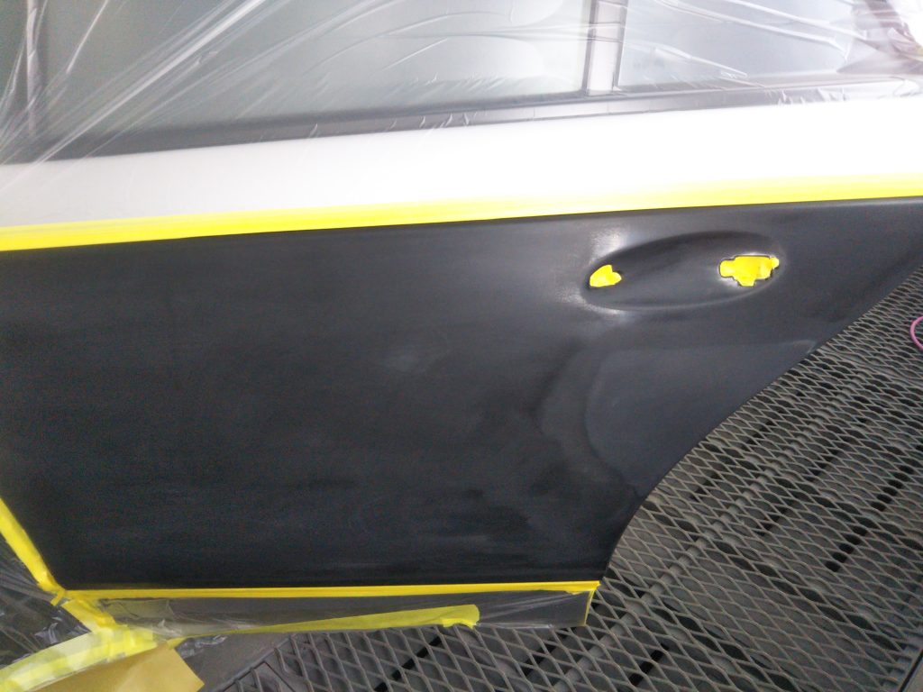 メルセデスベンツ、マイバッハ、Sクラス、リアドア、クォーターパネル、キズ、凹み、修理、塗装、