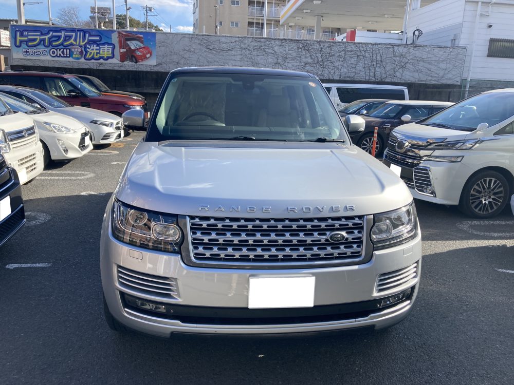 ランドローバー、レンジローバー、フロントバンパー、フロントドア、リアドア、クォーターパネル、リアバンパー、キズ、凹み、変形、修理、塗装、