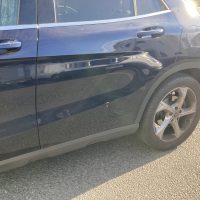メルセデスベンツ、W156、GLA、リアドア、凹み、修理、塗装、
