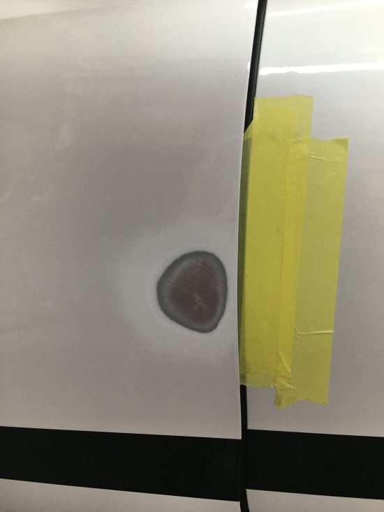 フォルクスワーゲン、ゴルフ、フロントドア、リアドア、凹み、修理、デカール、交換、