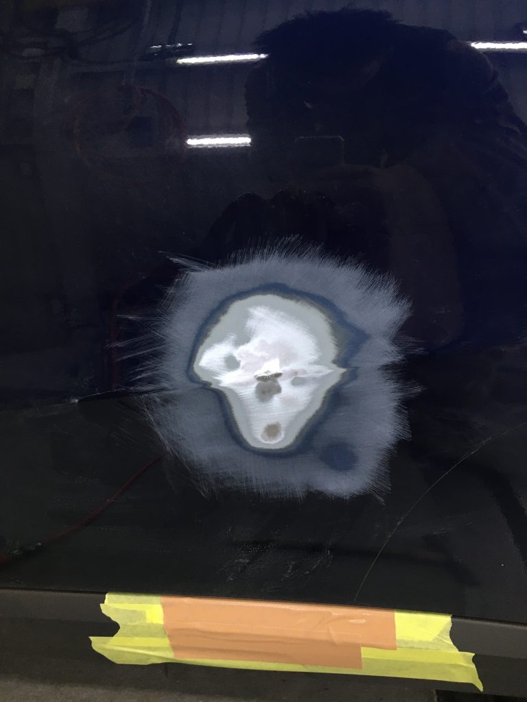 メルセデスベンツ、W156、GLA、リアドア、凹み、修理、塗装、