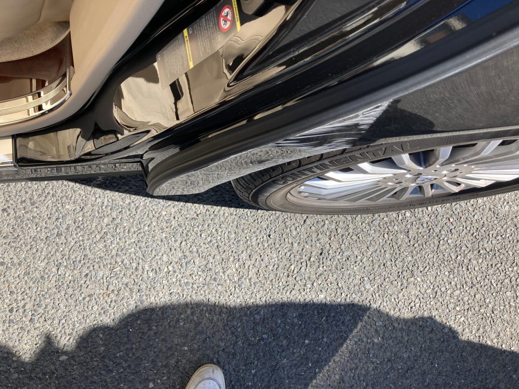 メルセデスベンツ、マイバッハ、Sクラス、リアドア、クォーターパネル、キズ、凹み、修理、塗装、