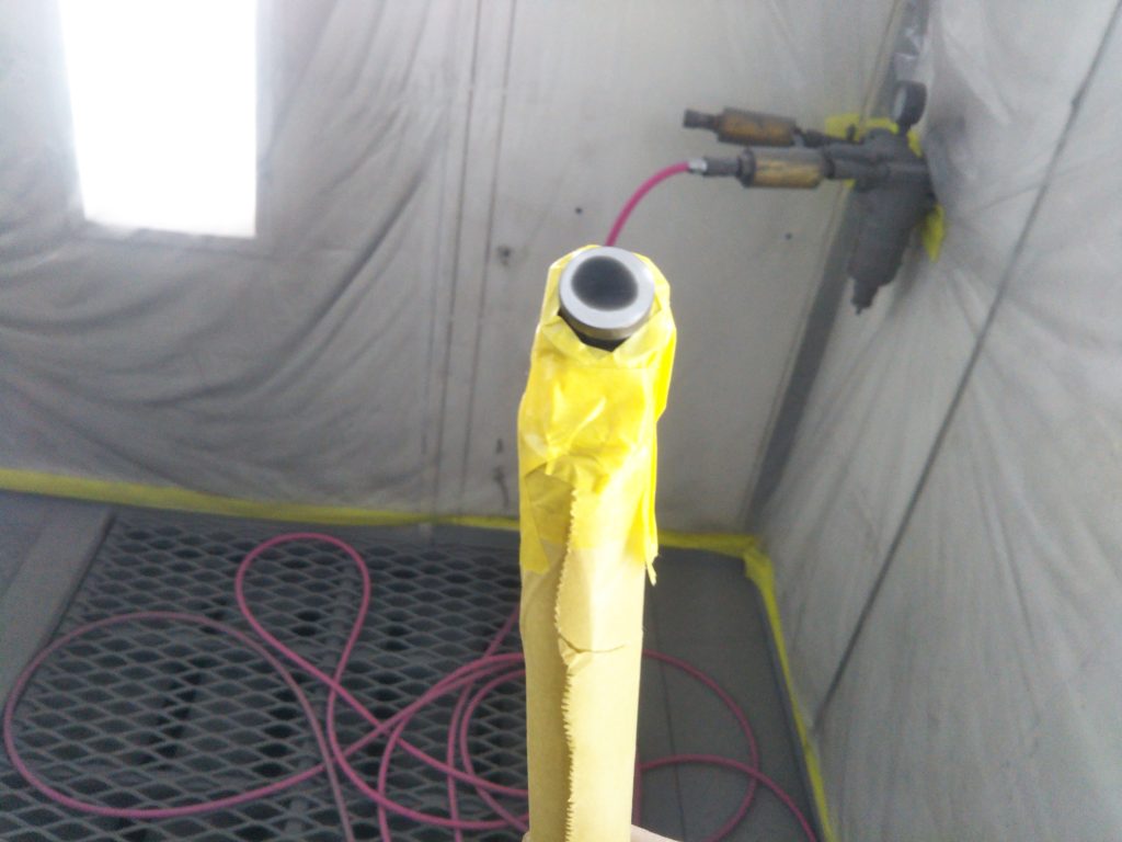 ランドローバー、レンジローバースポーツ、フロントバンパー、フロントフェンダー、リアドア、クォーターパ根雨、リアバンパー、キズ、凹み、修理、塗装、